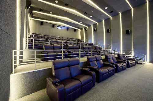 sinema-salonu-akustik-ses-izolasyonu-malzemeleri